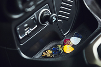 長岡亮介の身長を教えてください Yahoo 知恵袋