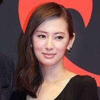 北川景子て小顔ですか ぜんぜん小さく見えないですが ほかにい Yahoo 知恵袋