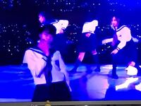 乃木坂46の 制服のマネキン はなぜ突出してダンスがハードになって Yahoo 知恵袋