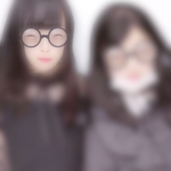 このメガネのスタンプ？背景透過？はどこにあるんでしょうか - 歌い手 