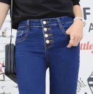 このように縦にボタンが並んでいるパンツの名称教えて下さい Yahoo 知恵袋