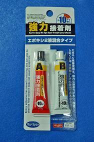 1 １００均の２液混合エポキシ接着剤の強度は セメダインといったメーカー Yahoo 知恵袋