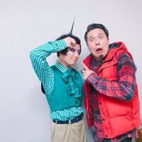 この特殊メイクをしている斉藤壮馬さんと木村昴さんのツーショットは Yahoo 知恵袋