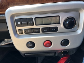 車についてですエアコンをつけると かってにa Cボタン下の左側の矢印が車の Yahoo 知恵袋