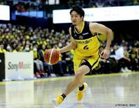 比江島選手の履いてるこの黄色いバッシュってなんていうやつですか ハイ Yahoo 知恵袋