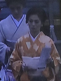 大阪 場所 着物 美人