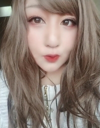 韓国人女性の顔の特徴を教えて下さい お友達と韓国に行った時 韓国 Yahoo 知恵袋