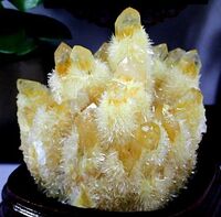 パワーストーンに詳しい方 通販で 自分で育てるクリスタルが売られていました 瓶 Yahoo 知恵袋