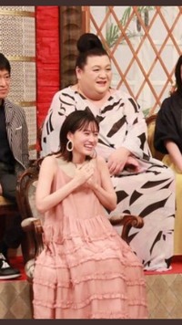 先日のテレビホンマでっか Tvで前田敦子さんが着ていたワンピースのブラン Yahoo 知恵袋