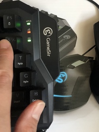 Ps4のコントローラーにはジャイロ機能はあるのに フォートナイトでジャイ Yahoo 知恵袋