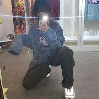 このアユニdさんが履いている靴のメーカーや名前について教えてください Yahoo 知恵袋