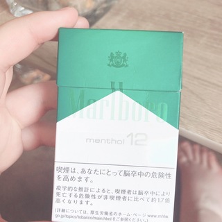 このタバコの種類はマルボロメンソール12mmと言ってコンビニで買えるでしょ Yahoo 知恵袋