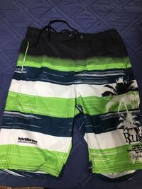 今年海に行くのですが 大学生が着る水着とし見るとこれってダサいで Yahoo 知恵袋