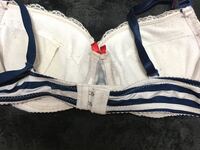 ブラのサイズ少し恥ずかしいのですが 今日下着屋さんに行きました サイズ Yahoo 知恵袋