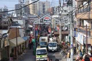 なんで日本 中国 韓国など東アジアの街並み 景観はこんなにダサいんですか Yahoo 知恵袋