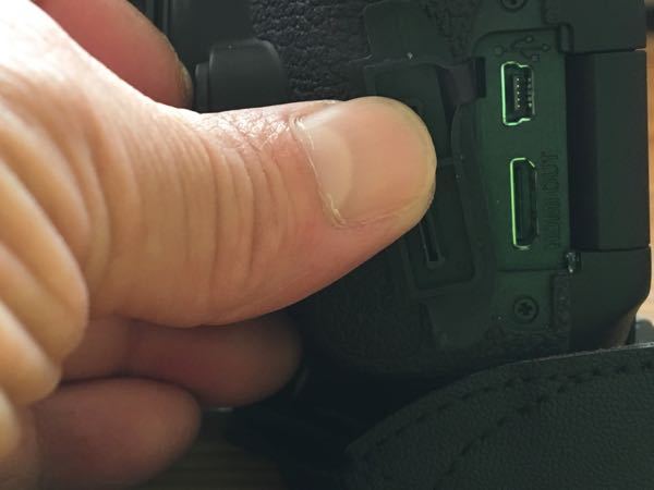 失礼します！ - CANONのEOSkissx9iを使ってますが、バッテリ