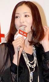 松雪泰子の元旦那って昔 Thefuse っていうバンドにいた人 Yahoo 知恵袋