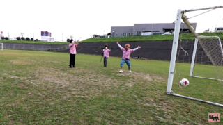 ゲーム実況者のキヨさん 最終兵器俺達 のチャンネルのサッカー動画からの引用 Yahoo 知恵袋
