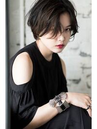 ショートヘアでも 結婚式に出席する際は美容室でセットしてもらうべきでしょう Yahoo 知恵袋