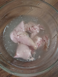 カワハギ30匹つりました翌日でも肝は生で食べれますかカワハギの刺身最高 Yahoo 知恵袋