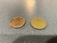 これはエラーコインになりますか 平成7年の10円硬貨です コンビニのレジに Yahoo 知恵袋