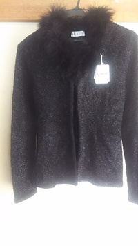 ファーがついている服っていつまで着てても大丈夫でしょうか また Yahoo 知恵袋