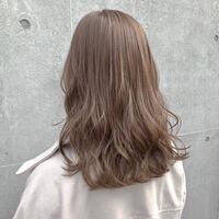 今度 黒髪から初めて染めます 美容院で染めようと思うのですが 透明感 Yahoo 知恵袋