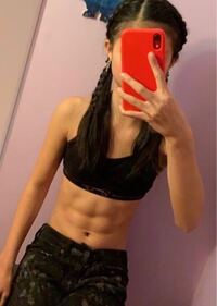 中学３年生女子です この前海にいったときに友達に 腹筋やベーっていわれ Yahoo 知恵袋