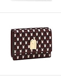 財布とバッグのブランドの組み合わせ方は 新しくブランド物の財布 Yahoo 知恵袋