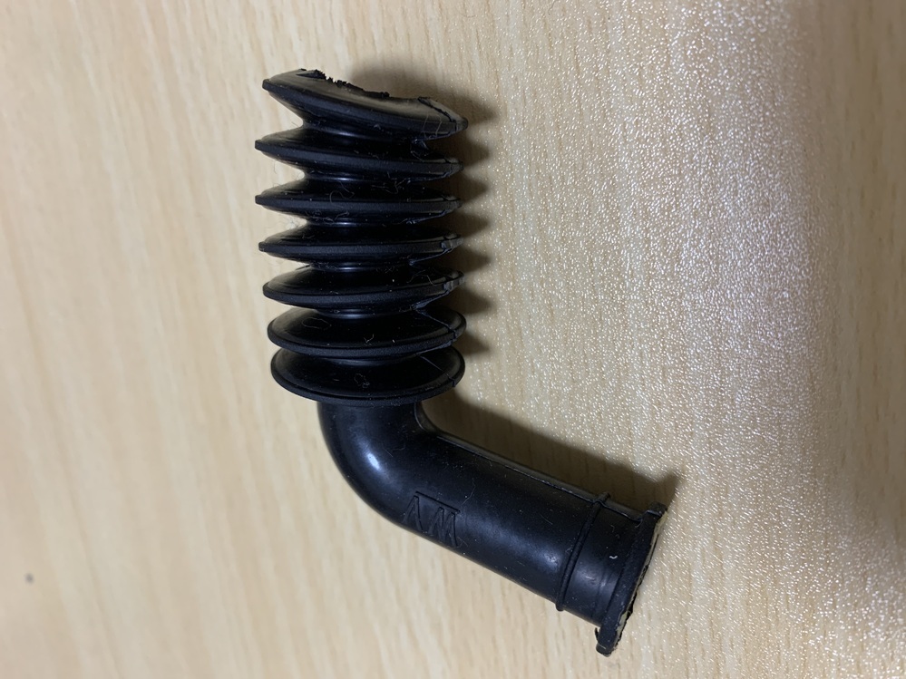 日立の洗濯機を使っているのですが画像のようなl型の黒いゴム製のものがちぎれ Yahoo 知恵袋