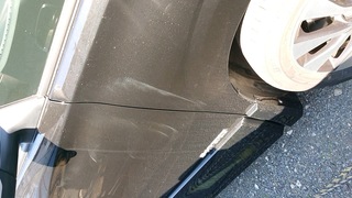 日産ディーラーでの修理について質問です 駐車中に横の車の持ち主に Yahoo 知恵袋