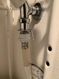 洗濯機の給水ホースの取り付けについてです 最近引っ越して洗濯 Yahoo 知恵袋