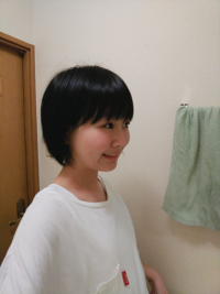 髪型汚くてすみません 私の横顔なのですが 鼻高いですか 低いですか 回答宜し Yahoo 知恵袋