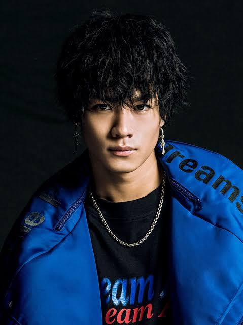 THERAMPAGEの川村壱馬さんが付けてるこのネックレスはクロ - Yahoo