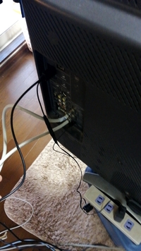 テレビとスマホを繋いでテレビに映し出すhdmiケーブルを最近手入れました Yahoo 知恵袋