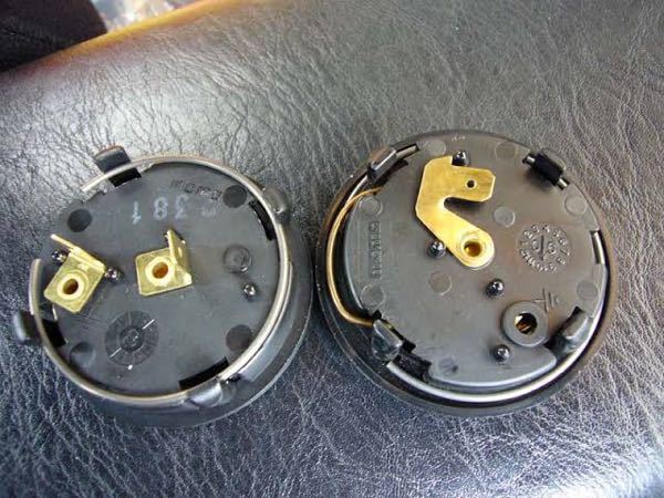ステアリングしたのですがホーンがなりません - ボタンは画像の ステアリングしたのですがホーンがなりません - ボタンは画像の