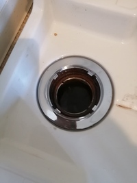 うちの犬がクッションや布団をかりかり掘るのですが やめさせた方がいいので Yahoo 知恵袋