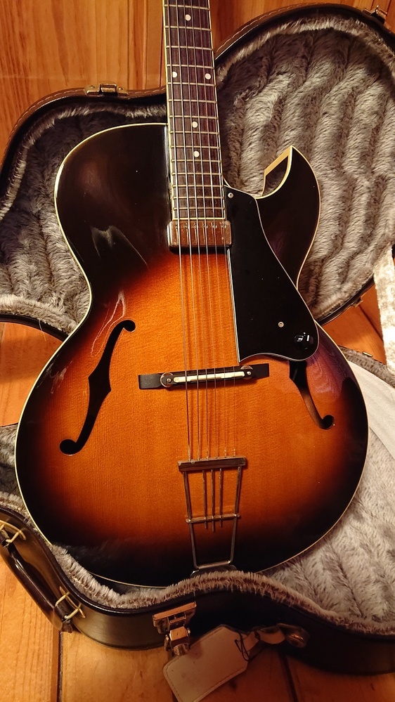 JUNO JP-120ビンテージフルアコ　タカミネハードケース付き　ジャンク JUNO JP-120ビンテージ フルアコ タカミネハードケース付き