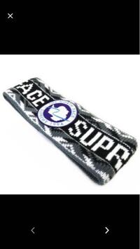 このsupremeとノースフェイスのコラボのヘアバンドの偽物はあ Yahoo 知恵袋