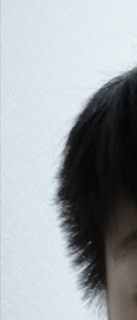 写真のように 髪の横がはねるんですけど どうすればいいですか 中 Yahoo 知恵袋