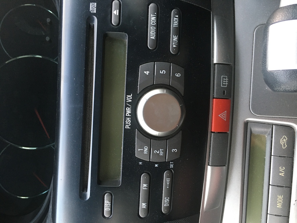 CDが出てこない。カーオーディオについての質問です。先ほど車内で聞い