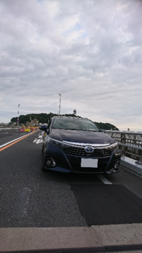 トヨタのハイブリッド車で4WDの車は豪雪地帯の山のかな走れますか 