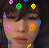 インスタのこのエフェクトの名前を教えてください それはインスタのエフェ Yahoo 知恵袋