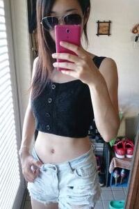 へそ出しコーデに挑戦したいです その為にへそ出しのトップスを購入 Yahoo 知恵袋