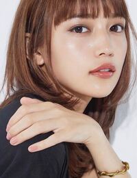 この川口春奈さんの髪型はなんと検索したら出てきますか これは Yahoo 知恵袋