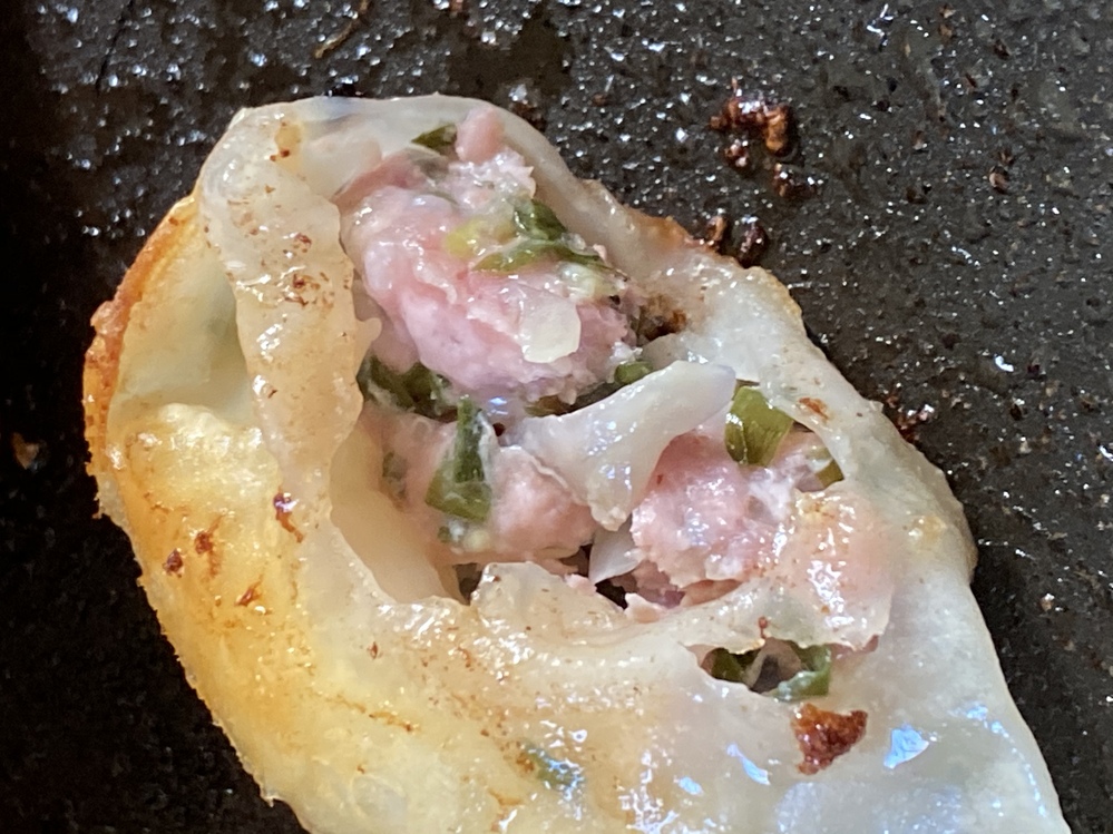 至急】餃子生焼けですか？？食べちゃったんですけど‥AIに聞いたら焼け