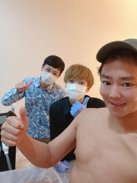 楽しんごさんの現在の画像を見てどう思いますか 上裸 相変 Yahoo 知恵袋