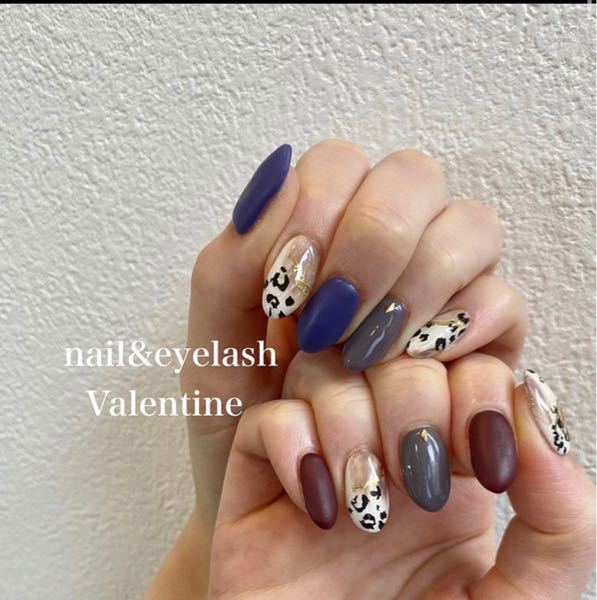 この写真のようなネイルの相場はいくらくらいですか スカル Yahoo 知恵袋