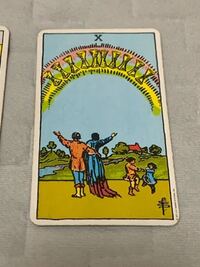 タロットのカップの10は恋愛のカードですか 相手の気持ちのとこ Yahoo 知恵袋