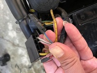 どなたかゼファー1100のヒューズボックスにつながる8Pの